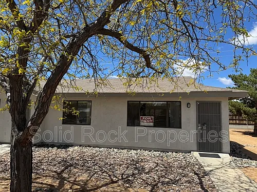 3230 N Victor Rd #C Photo 1