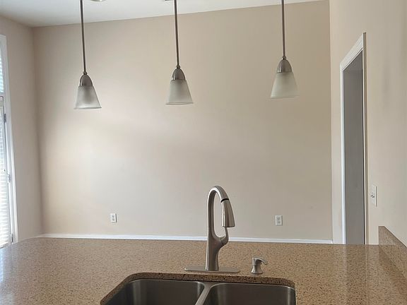 3rd image of 615 Denmark Dr APT 202