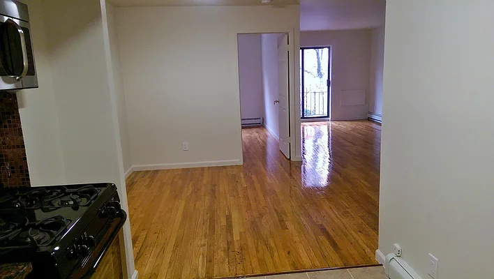 Rented by Metro Garden Realty NYC | media 22