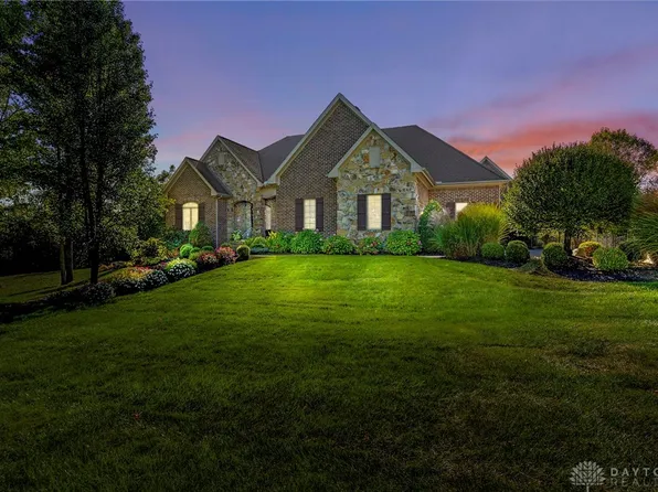 7963 Country Brook Ct, Springboro, OH 45066