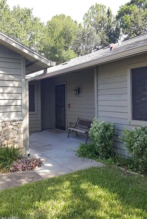 1st image of 192 Deer Lake Cir