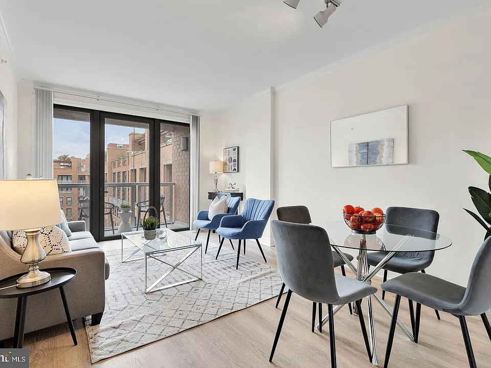631 D St NW #1237