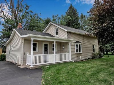 309 Pleasant View Dr, Lancaster, NY, 14086
