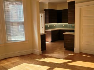 1008 Capp St, San Francisco, CA 94110