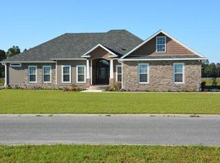 1508 Plantation Cir, Blackshear, GA 31516