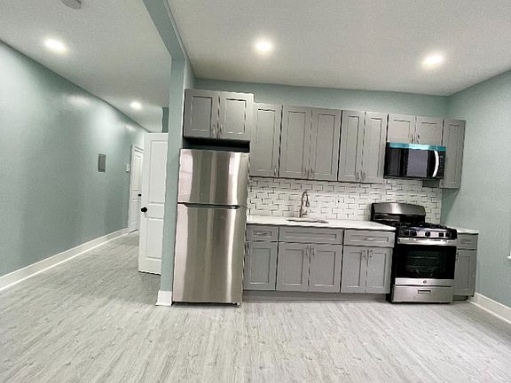 3rd image of 315 56th St APT E3