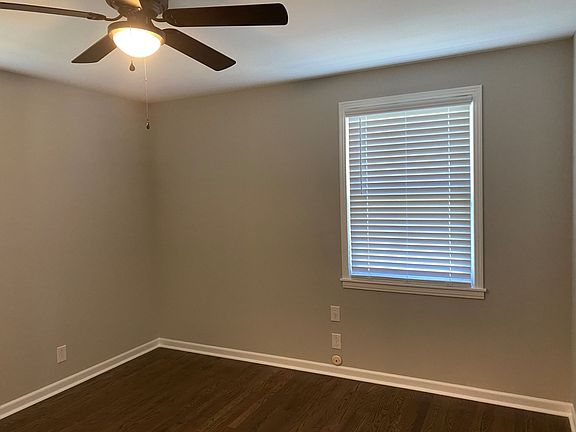 4th image of 248 Marshall Dr