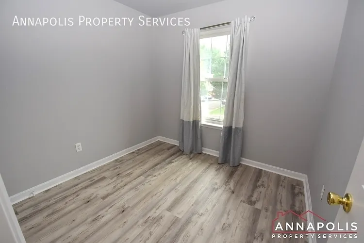 544 Francis Nicholson Way — Photo 16