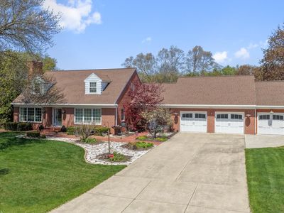 240 Arbor Ln, Green Bay, WI, 54301