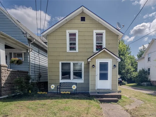 67 Carney St, Tonawanda, NY 14150