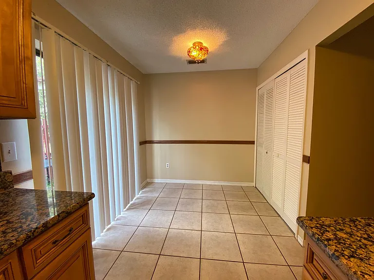 1605 Shady Ridge Ct — Photo 5