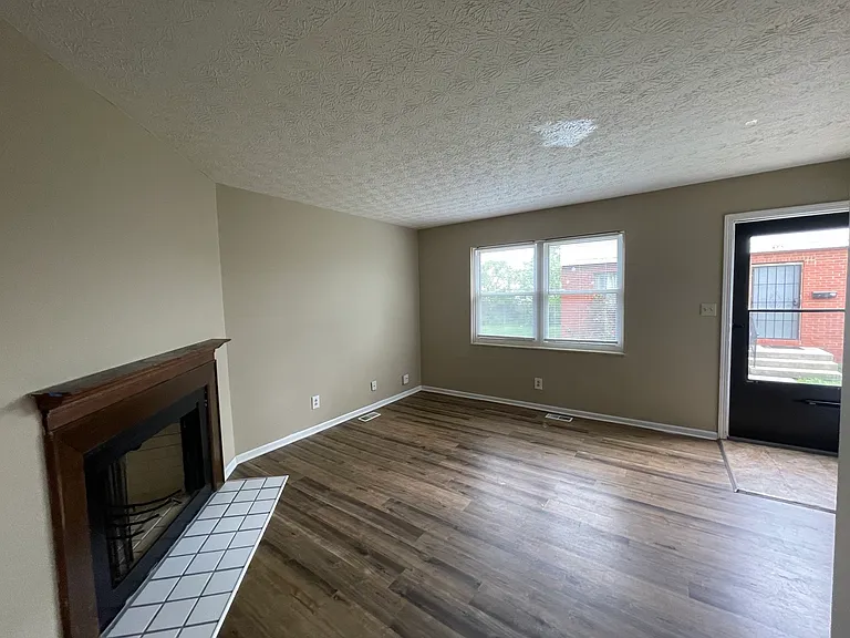 4849 Snowbird Cir — Photo 2