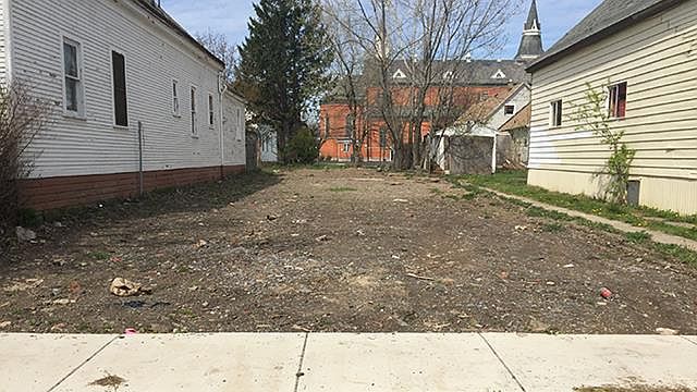 1st image of 74 Deshler St