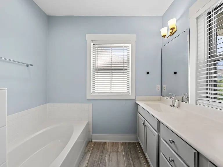 1813 Iron Mill Dr — Photo 31