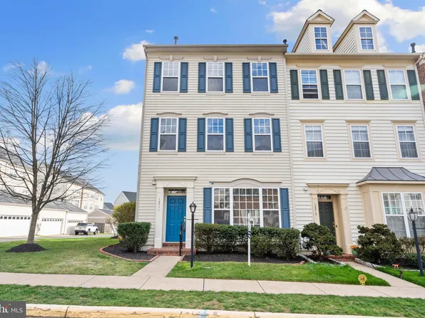 12011 Lake Baldwin Dr, Bristow, VA 20136