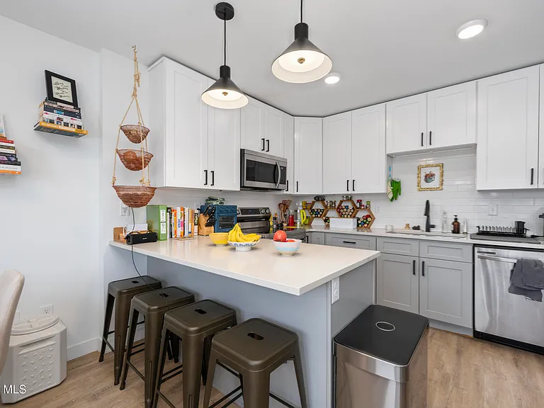 406 N Zerex St #8 — Photo 8