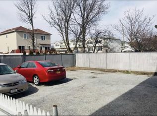 65 Titus Ave, Staten Island, NY 10306