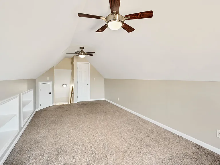 7775 Shadow Elm Ln — Photo 30