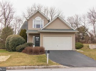 205 Penn Ridge Ct, West Grove, PA 19390