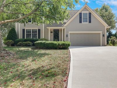 1800 NE Waterfield Village Ct, Blue Springs, MO, 64014