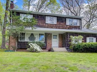 1 Penrose Path, East Northport, NY 11731