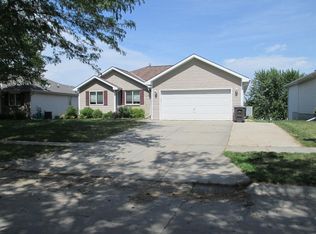 5400 NW 3rd St, Lincoln, NE 68521