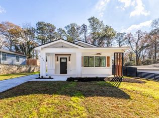 1041 Valley View Rd SE, Atlanta, GA 30315