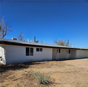 13100 Skiomah Rd, Apple Valley, CA, 92308