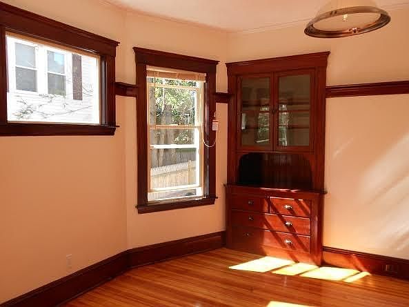 2nd image of 54 Hobson St #5R