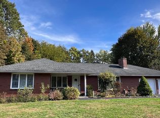 275 Bloomingrove Dr, Troy, NY 12180