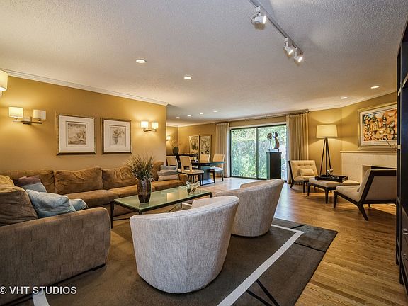 2nd image of 4566 Lindenwood Ln