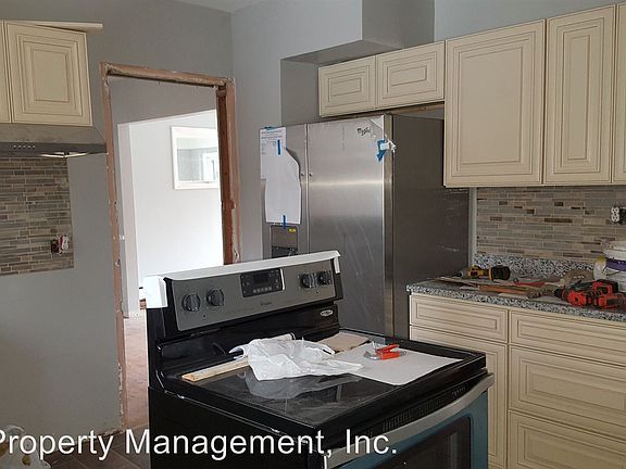 2nd image of 126 Mount Royal Ave