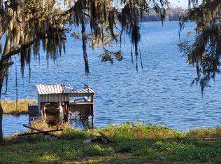 1027 NE Cherry Lake Cir, Madison, FL 32340