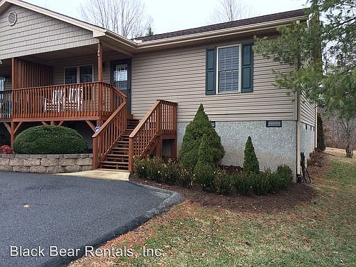 2nd image of 10 Buckshot Ridge Dr