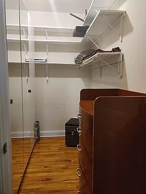 3rd image of 105 Kings Hwy APT 5B