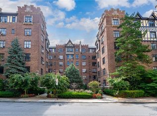 2 Westchester Avenue #2N, White Plains, NY 10601