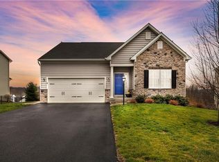 118 Highcroft Cir, Eighty Four, PA 15330