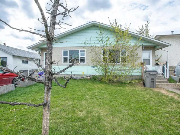 9309 N 103rd Ave, Grande Prairie, AB T8V 1B2