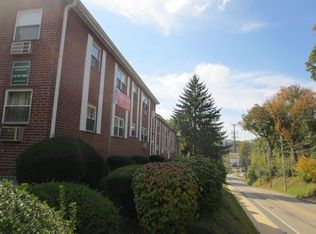 Ravenswood Apartments, Philadelphia, PA 19129