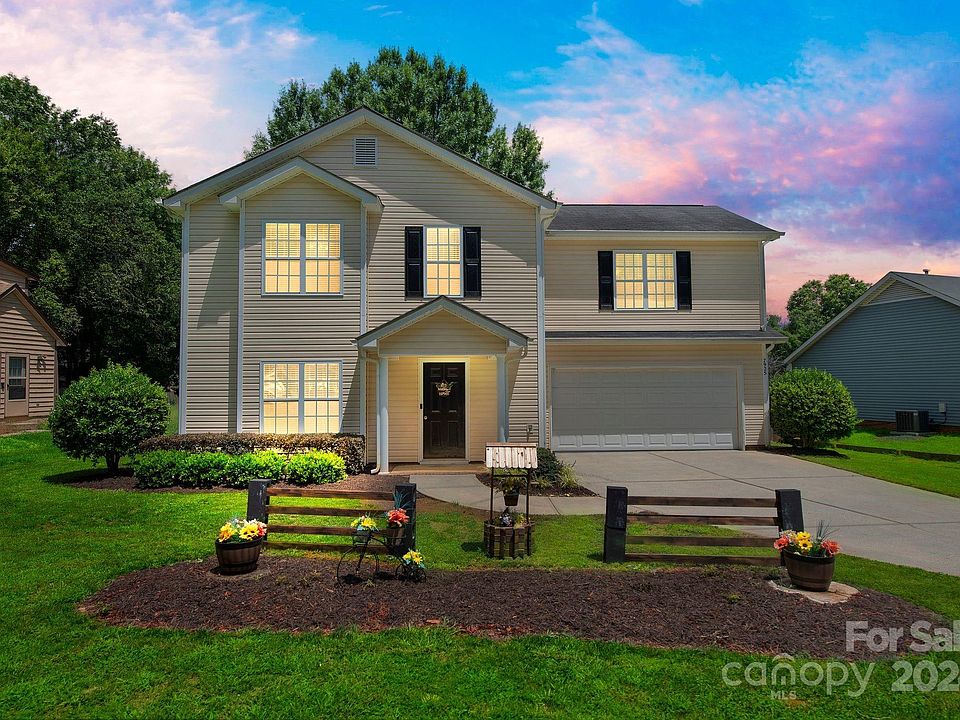 1st image of 7925 Quail Field Dr