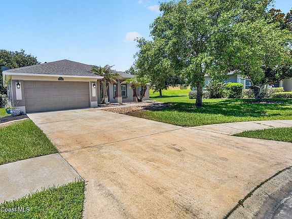 2nd image of 5228 Hessel Ct