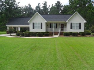 213 Strickland Ave, Blackshear, GA 31516