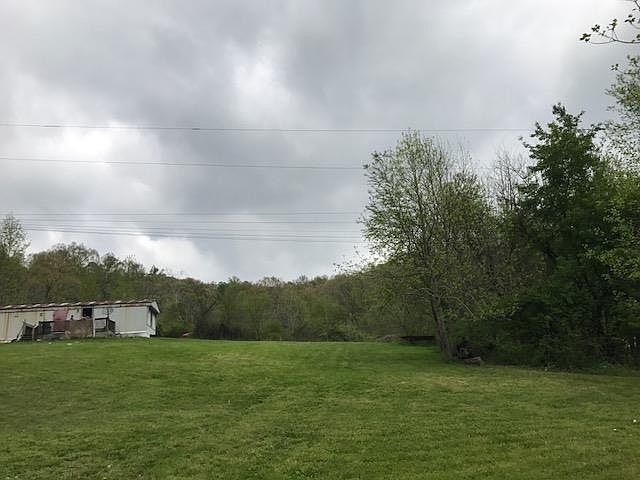 2nd image of 1826 Garrison Branch Rd