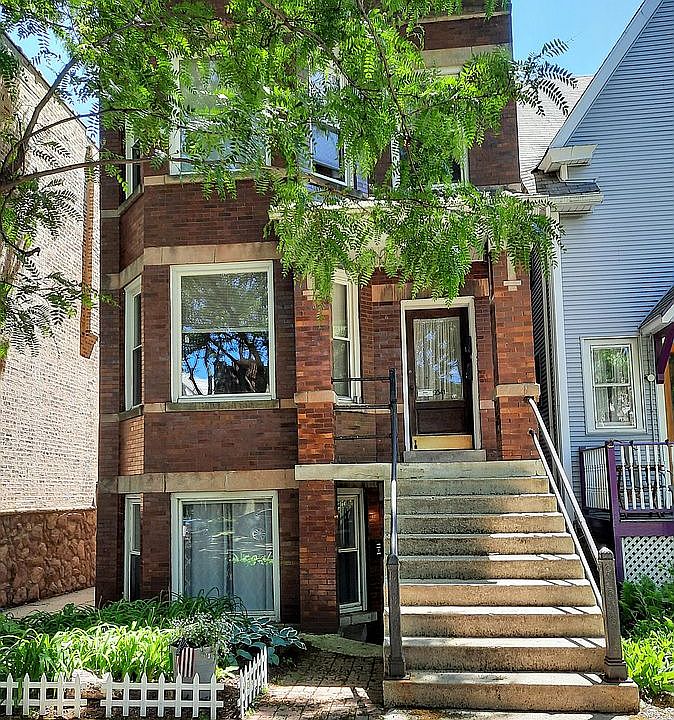 1st image of 2541 W Carmen Ave