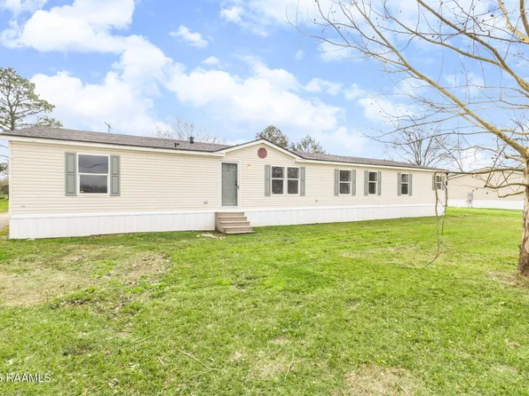 201 Gourmet Rd, Carencro, LA 70520