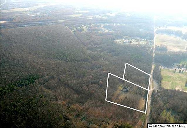 6.52 Acres in Allenwood Section of Wall