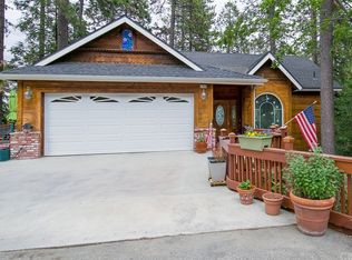 27420 Pinewood Dr, Lake Arrowhead, CA 92352