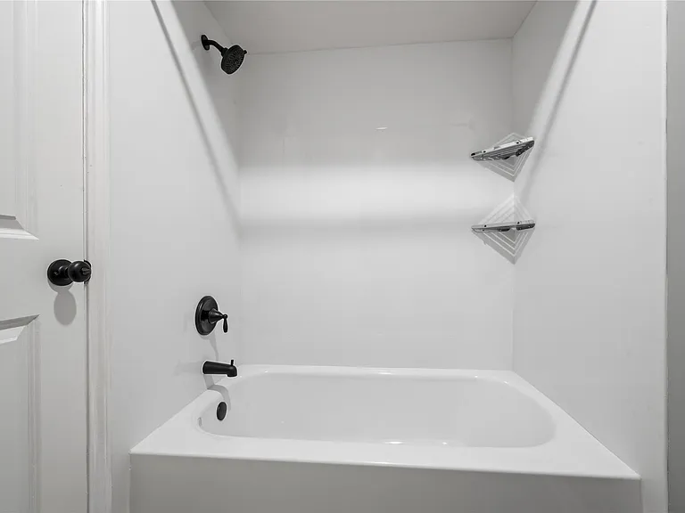 14015 Cleobrook Dr — Photo 28