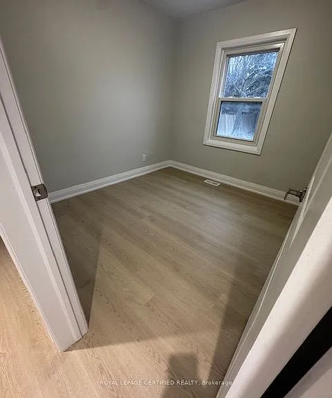 16 Almond Ave — Photo 17