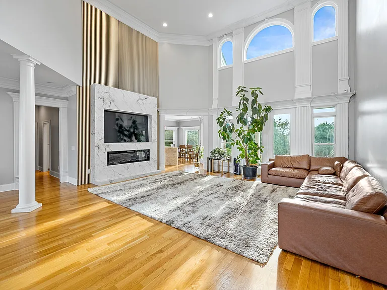 1657 Stokley Ln — Photo 11